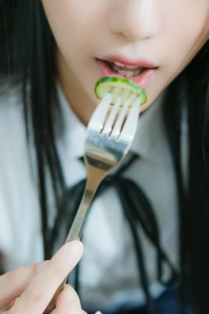 国产一卡2卡3卡4卡有限公司_高清版日韩电影在线