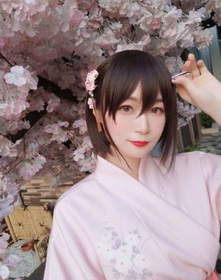 《如意芳霏》电视剧_720神马影院手机在线
