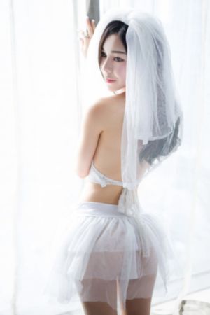 《美丽邻居》电影免费观看_剧情片天堂在线