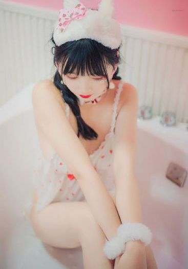 电影《脱裤子打屁股》_高清天堂在线
